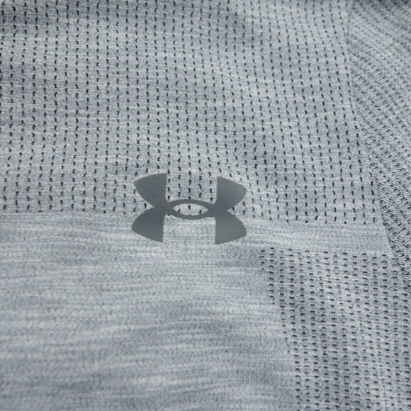 Under Armour Sweatshirt Womens Medium Gray Fitted Stretch 1/4 Zip Mock Neck - Picture 3 of 9